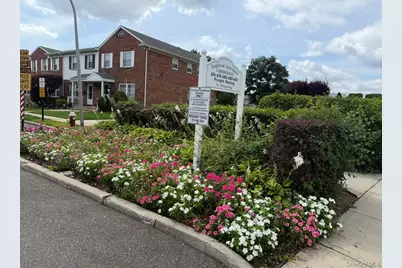 678 Front Street #G, Hempstead, NY 11550 - Photo 2