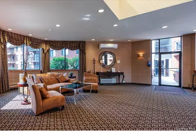 99 S Park Avenue #112, Rockville Centre, NY 11570 - Photo 4
