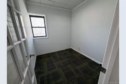 3928 E Tremont Avenue, Bronx, NY 10465 - Photo 12