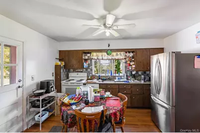 176 Broadway, Verplanck, NY 10596 - Photo 12