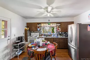 176 Broadway, Verplanck, NY 10596 - Photo 12