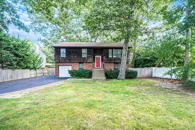 39 Pond Path, Lake Grove, NY 11755 - Photo 2