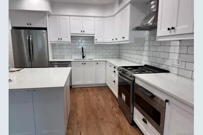 303 Main Street, Huntington, NY 11743 - Photo 2