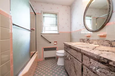 175 E Carpenter Street, Valley Stream, NY 11580 - Photo 16