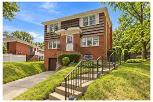 180-44 Grand Central Pkwy, Jamaica, NY 11432 - Photo 2