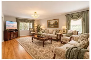 180-44 Grand Central Pkwy, Jamaica, NY 11432 - Photo 4
