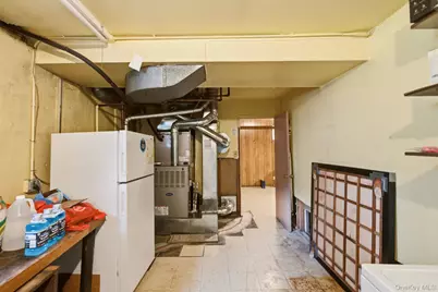 18044 Grand Central Parkway, Jamaica, NY 11432 - Photo 28