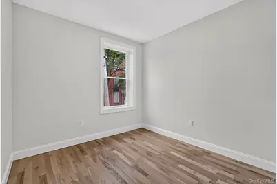 210 N Miller Street, Newburgh, NY 12550 - Photo 24
