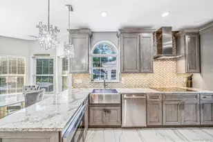 4 Crystal Brook Ct, Nesconset, NY 11767 - Photo 6