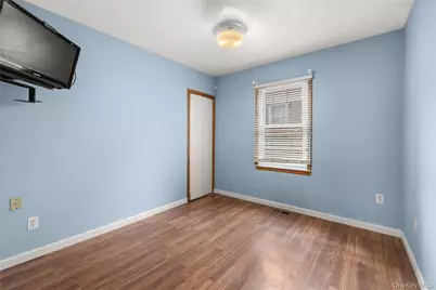 159 Neptune Avenue, West Babylon, NY 11704 - Photo 8