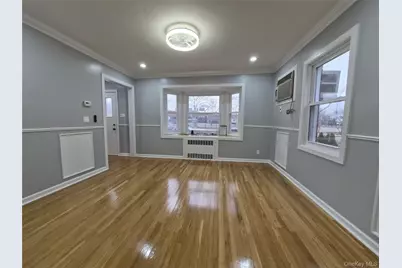 8019 Utopia Parkway, Jamaica, NY 11432 - Photo 12