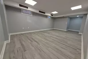 80-19 Utopia Pkwy, Jamaica, NY 11432 - Photo 26