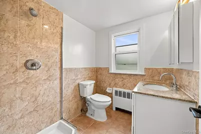 84 Middle Neck Road, Roslyn, NY 11576 - Photo 14