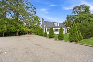 84 Middle Neck Rd, Roslyn, NY 11576 - Photo 24