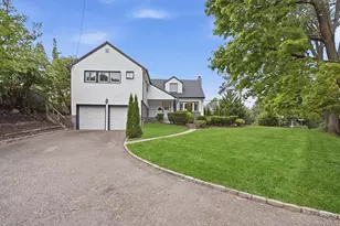 84 Middle Neck Rd, Roslyn, NY 11576 - Photo 28