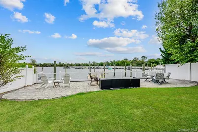 27 Crescent Cove Drive, Seaford, NY 11783 - Photo 36