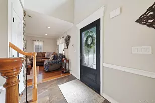 458 Wilson St, West Hempstead, NY 11552 - Photo 4