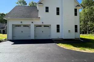 38 Azalea Ln, Slate Hill, NY 10973 - Photo 4