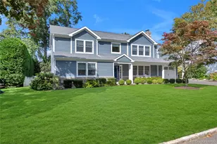 17 Colonial Rd, Port Washington, NY 11050 - Photo 2