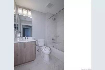 300 Sutton Court #162, Mount Sinai, NY 11766 - Photo 8
