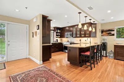 601 Hunters Run, Dobbs Ferry, NY 10522 - Photo 4