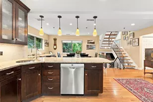 601 Hunters Run, Dobbs Ferry, NY 10522 - Photo 10