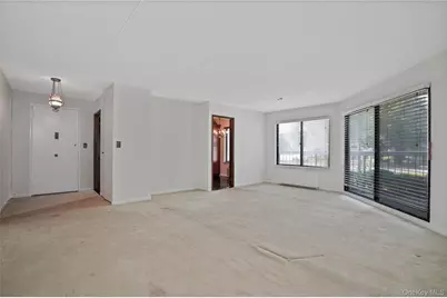 500 High Point Drive #403, Hartsdale, NY 10530 - Photo 2