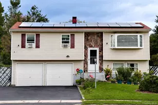 37 Island, Brentwood, NY 11717 - Photo 2