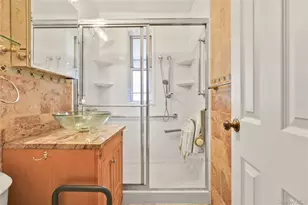67-38 108th St, Forest Hills, NY 11375 - Photo 22