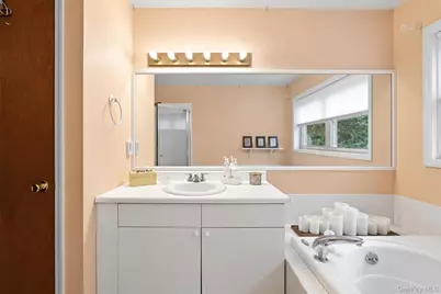 15 Aron Court, Spring Valley, NY 10977 - Photo 18