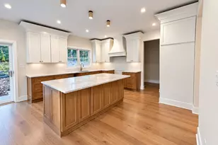 20 Overton Pass, Saint James, NY 11780 - Photo 10