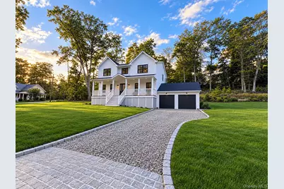 20 Overton Pass, Saint James, NY 11780 - Photo 2