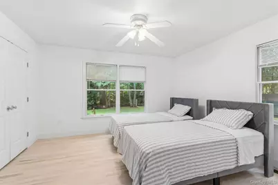 15 Hawthorne Street, East Hampton, NY 11937 - Photo 18