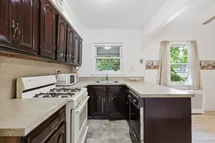 1647 Radcliff Ave, Bronx, NY 10462 - Photo 8