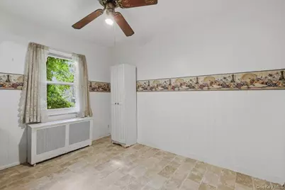 1647 Radcliff Avenue, Bronx, NY 10462 - Photo 10