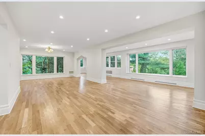 180-24 Grand Central Parkway, Jamaica, NY 11432 - Photo 22