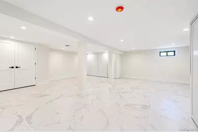 2056 Stratford Drive, Westbury, NY 11590 - Photo 22
