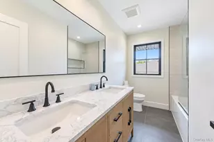 2056 Stratford Dr, Westbury, NY 11590 - Photo 14