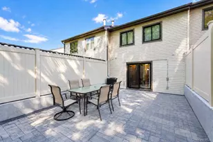 30 Hemlock Ct, New York, NY 10309 - Photo 30