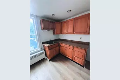 457 Main St #Apt 2, Beacon, NY 12508 - Photo 4