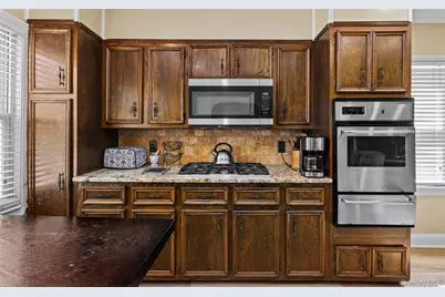 47 Alden Avenue, Valley Stream, NY 11580 - Photo 6