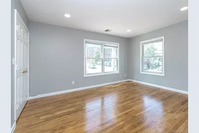 11 Shore Road #2, Port Washington, NY 11050 - Photo 14