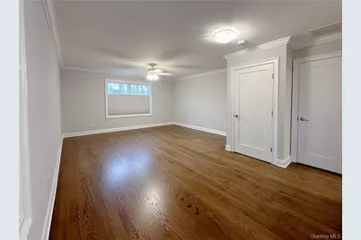 32 General Heath Avenue, White Plains, NY 10603 - Photo 12