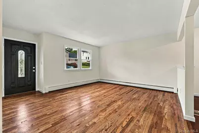 22-24 Conifer Court, Northport, NY 11768 - Photo 10