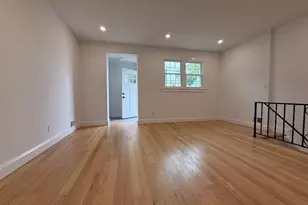 30 Elissa Ln, Yonkers, NY 10710 - Photo 12
