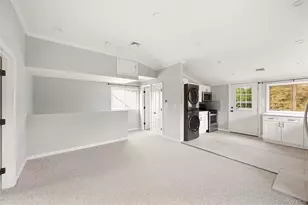 188 S Strong Ave, Lindenhurst, NY 11757 - Photo 20