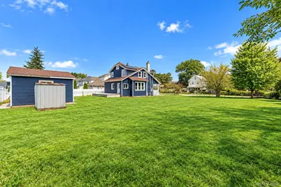 8 Burchell Boulevard, Bay Shore, NY 11706 - Photo 6