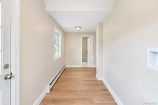 8 Burchell Blvd, Bay Shore, NY 11706 - Photo 26