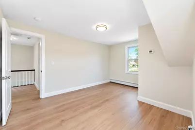 8 Burchell Boulevard, Bay Shore, NY 11706 - Photo 34