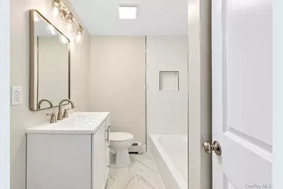 8 Burchell Boulevard, Bay Shore, NY 11706 - Photo 38